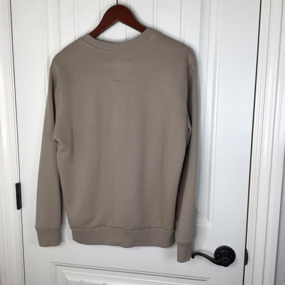Hollister Lake Tahoe Graphic Crew Sweatshirt in Tan Size X-Small. - Picture 5 of 7
